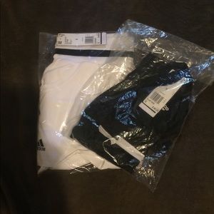 NWT’s Women’s Adidas Club tank and skirt S